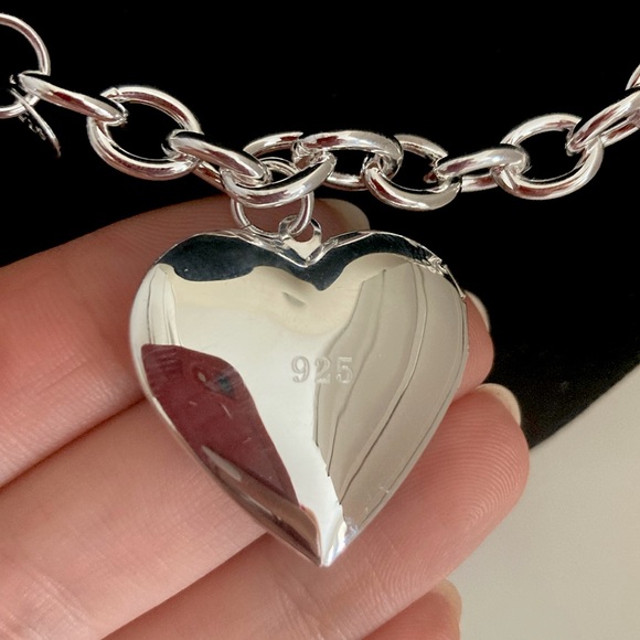Silver Chunky Heart Pendant Necklace - Picture 2 of 3